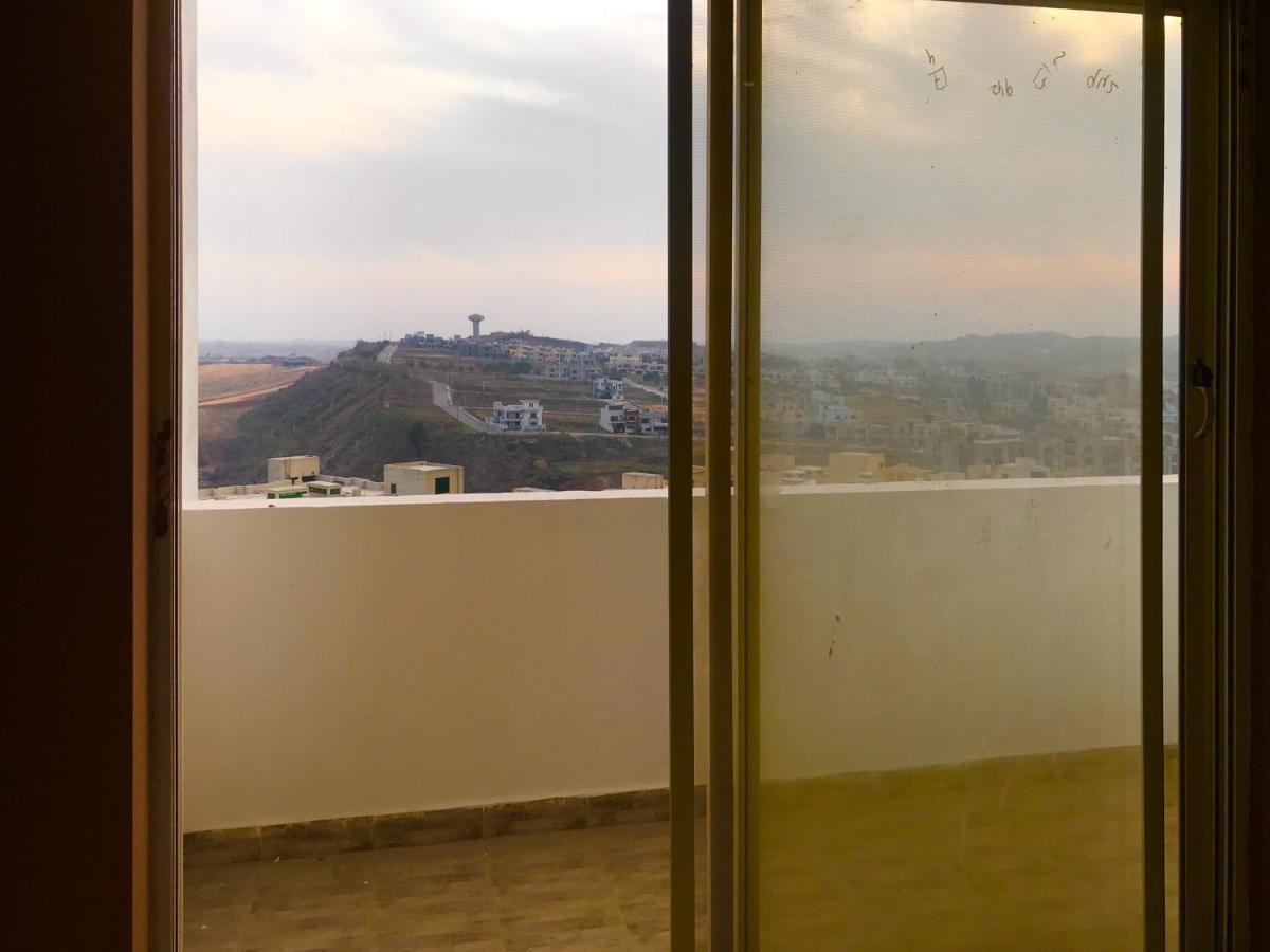 Atrium High Suite 2Bed Family Apartment Near Giga Mall Islamabad Exterior foto